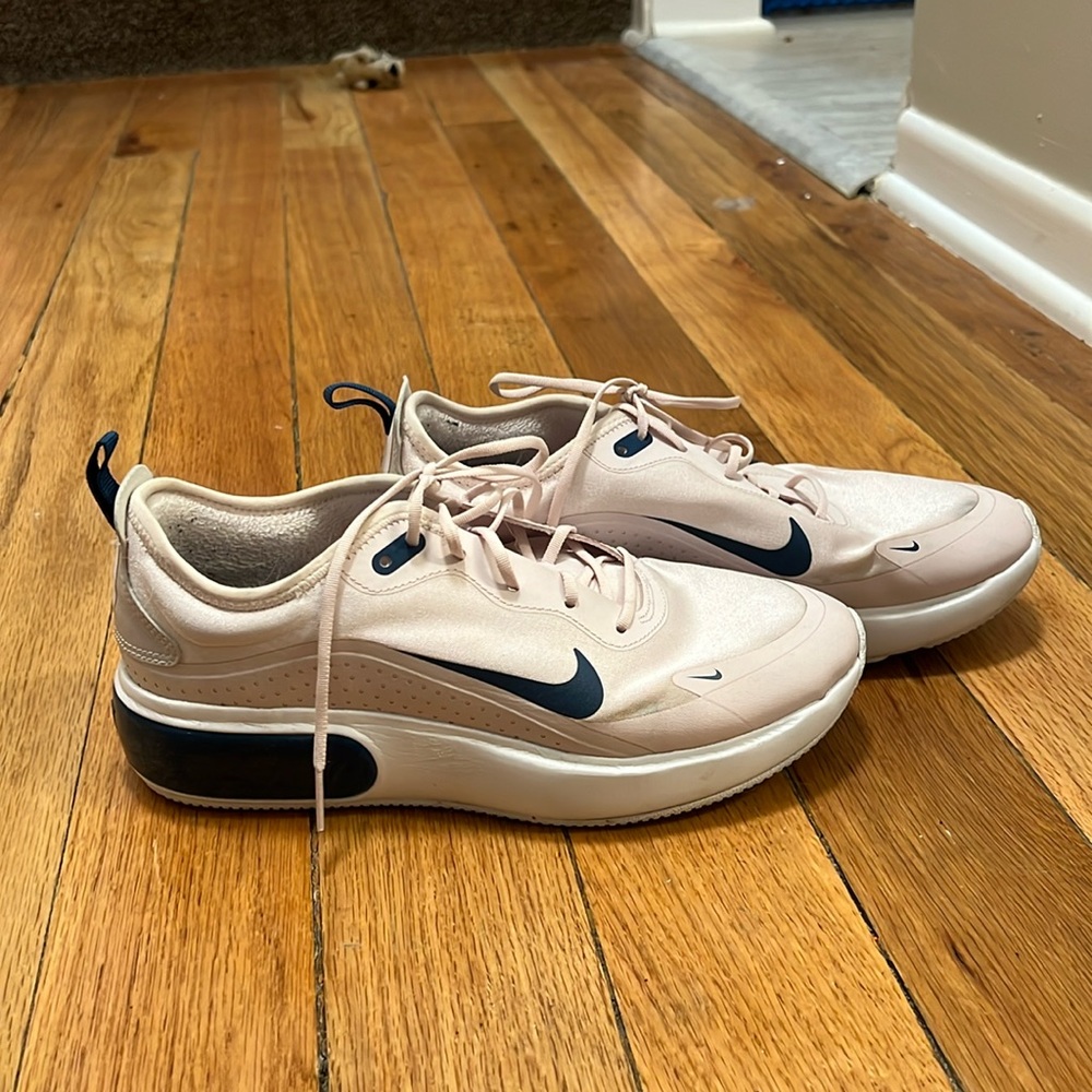 Pink/Navy Nike Air Max Size 8